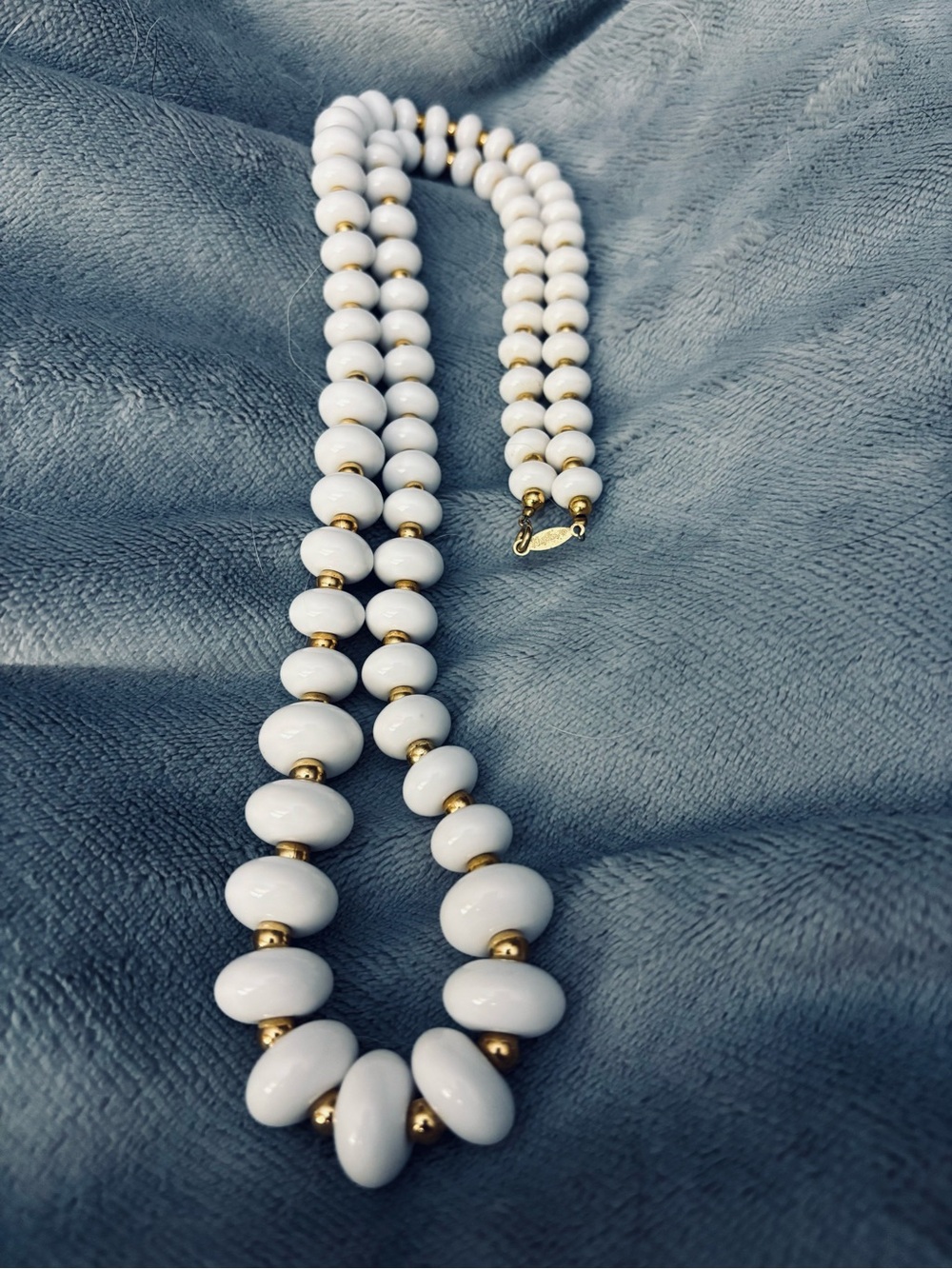 Vintage Elegant White Beaded Lucite & Gold Spacer Necklace